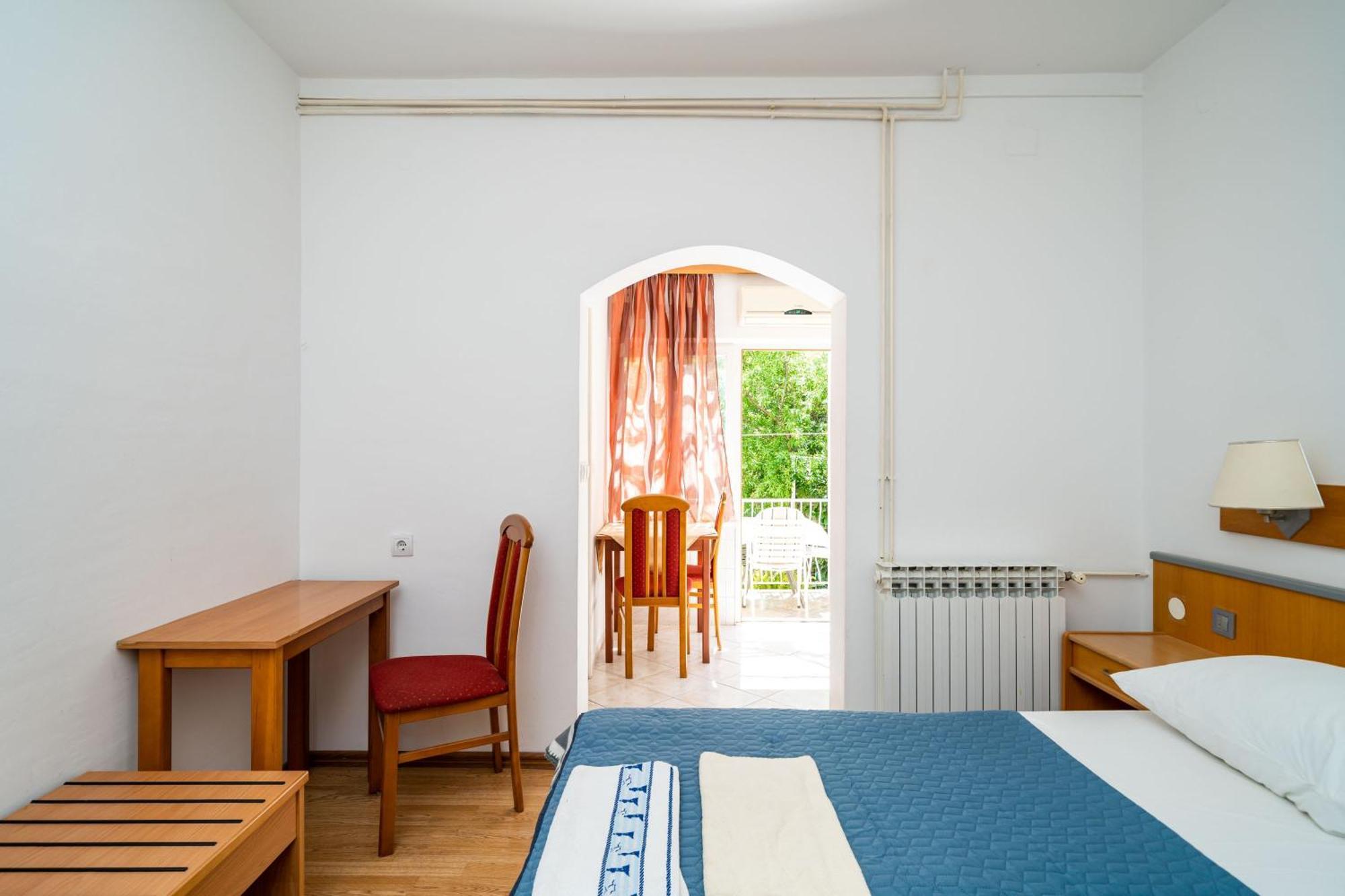 Apartments Klis Mlini Room photo