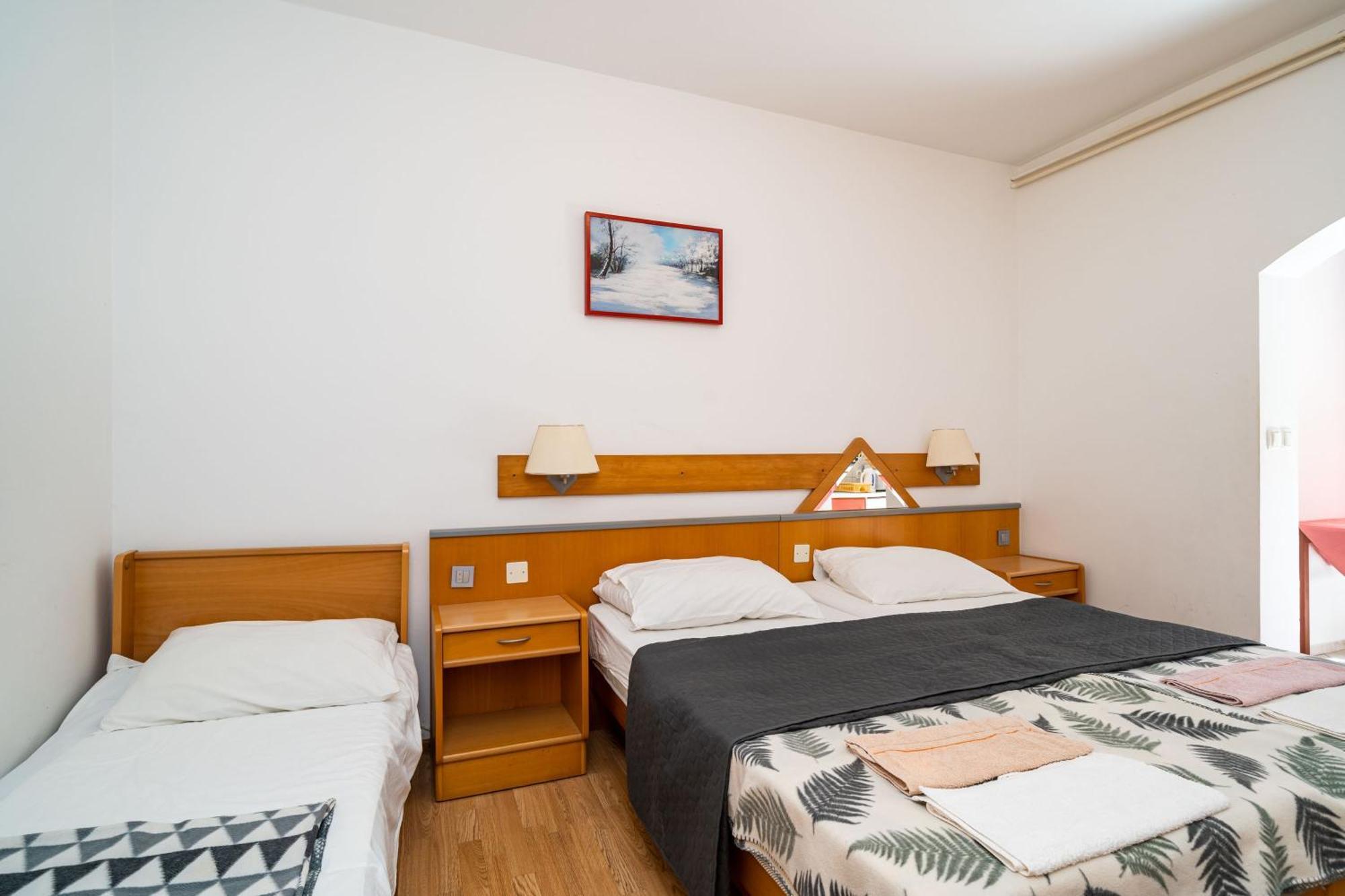 Apartments Klis Mlini Room photo