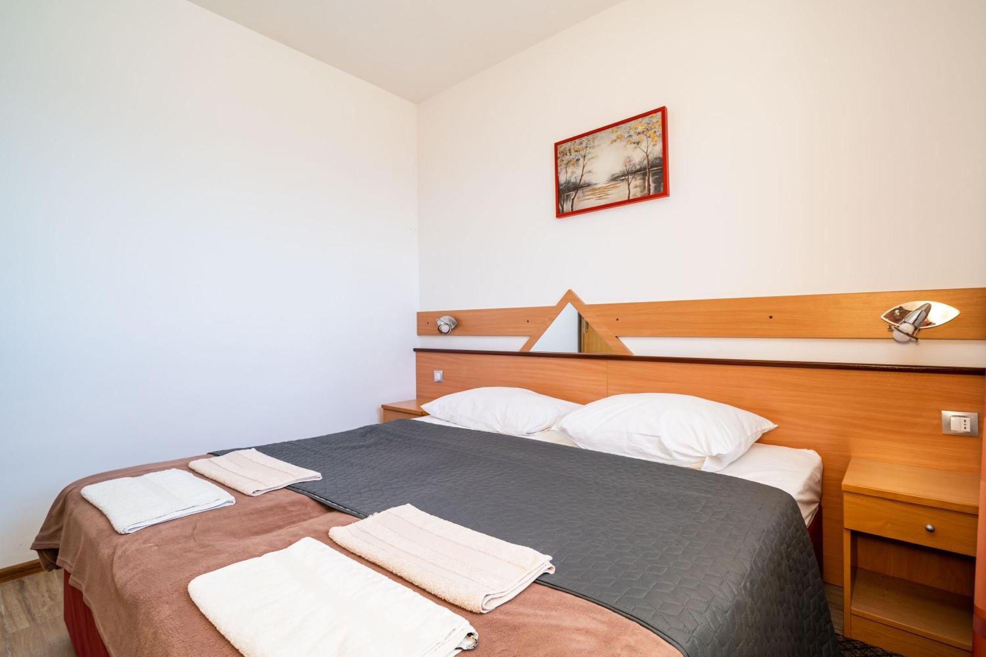 Apartments Klis Mlini Room photo