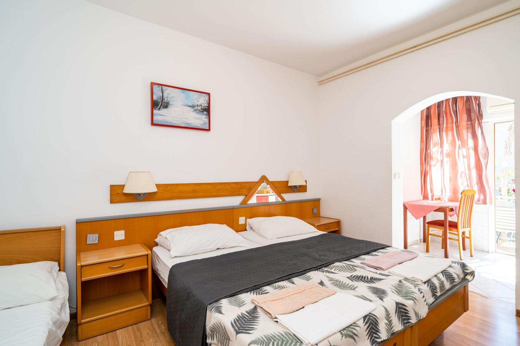Apartments Klis Mlini Room photo