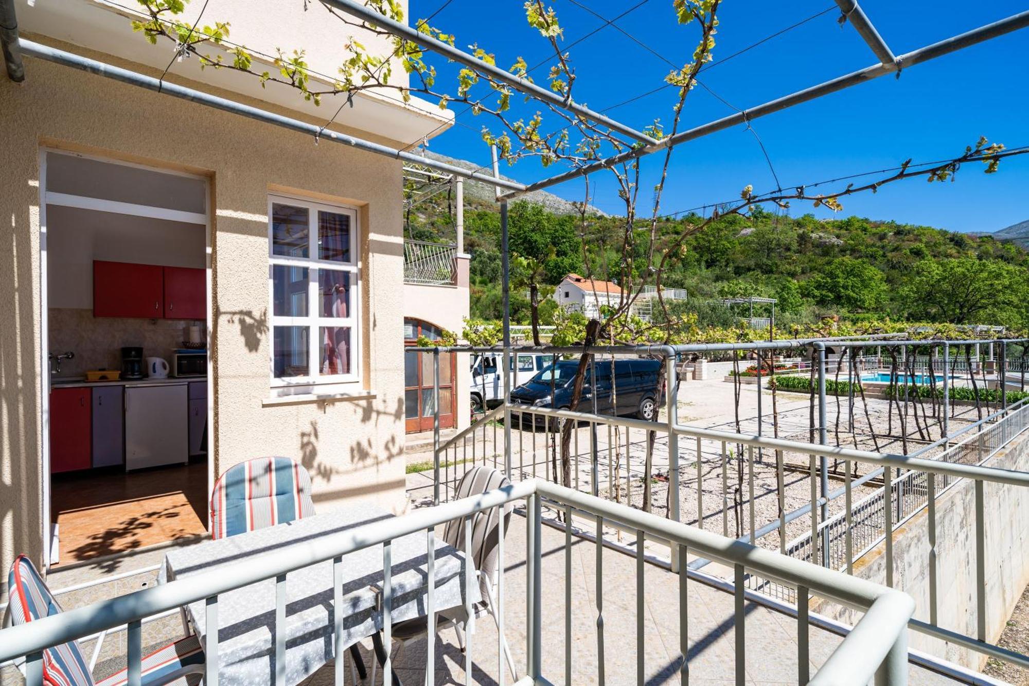 Apartments Klis Mlini Room photo
