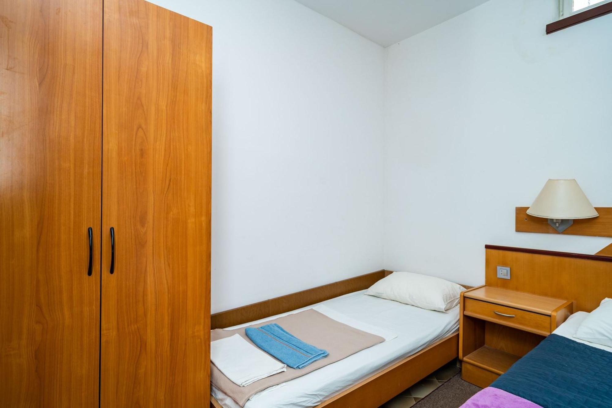 Apartments Klis Mlini Room photo